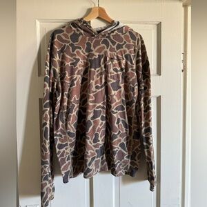 Poncho Outdoors Hoodie in Large